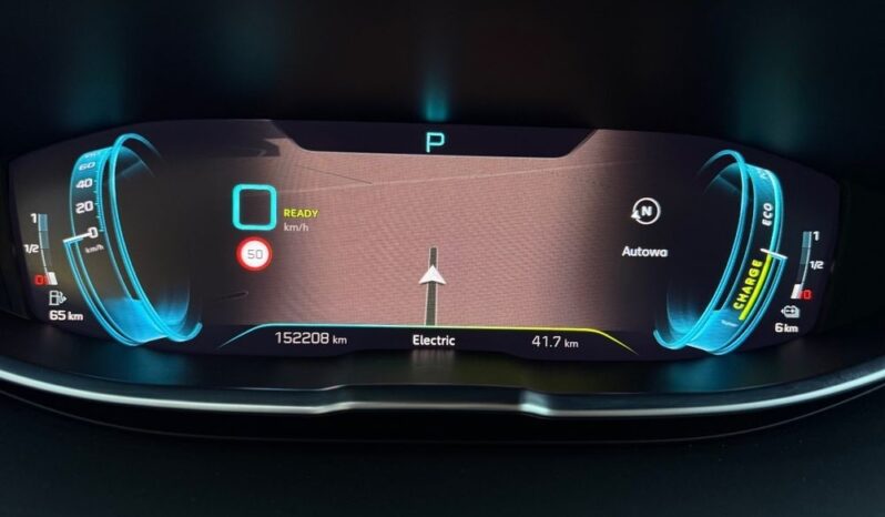 Peugeot 3008 | FWD (przód) | Automatyczna | 225 KM | Niebieski full