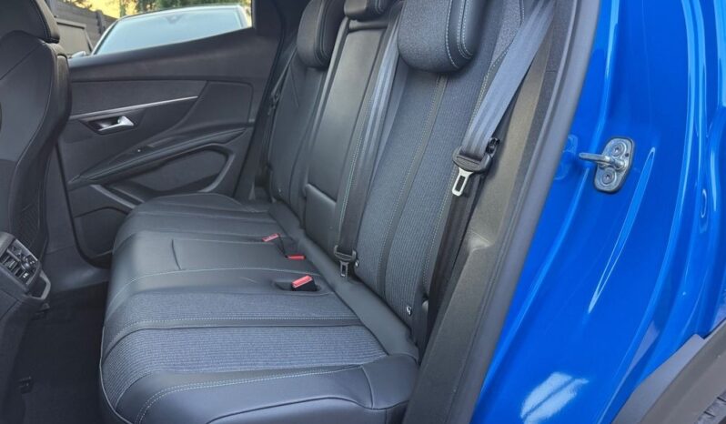 Peugeot 3008 | FWD (przód) | Automatyczna | 225 KM | Niebieski full