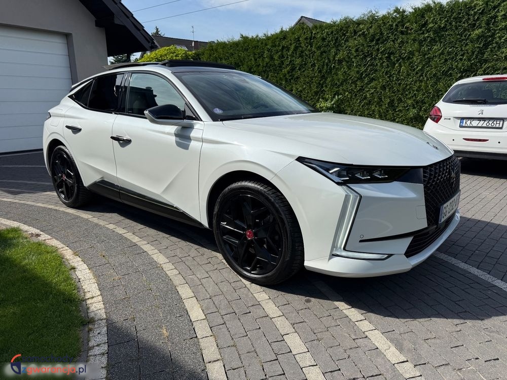 Ds Automobiles Ds 4 | Fwd (Przód) | Automatyczna | 225 Km | Biały