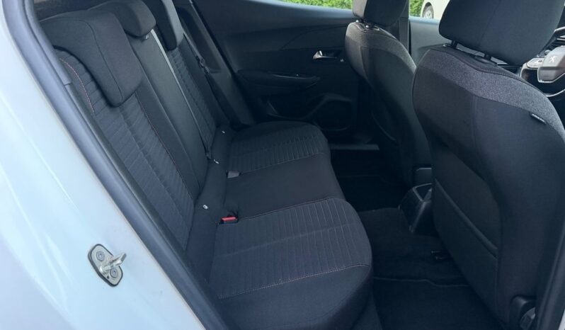 Peugeot 2008 | FWD (przód) | Manualna | 110 KM | Biały full