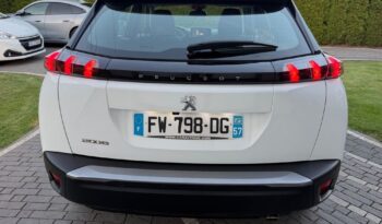 Peugeot 2008 | FWD (przód) | Manualna | 110 KM | Biały full