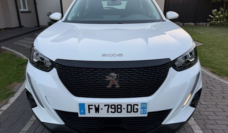 Peugeot 2008 | FWD (przód) | Manualna | 110 KM | Biały full