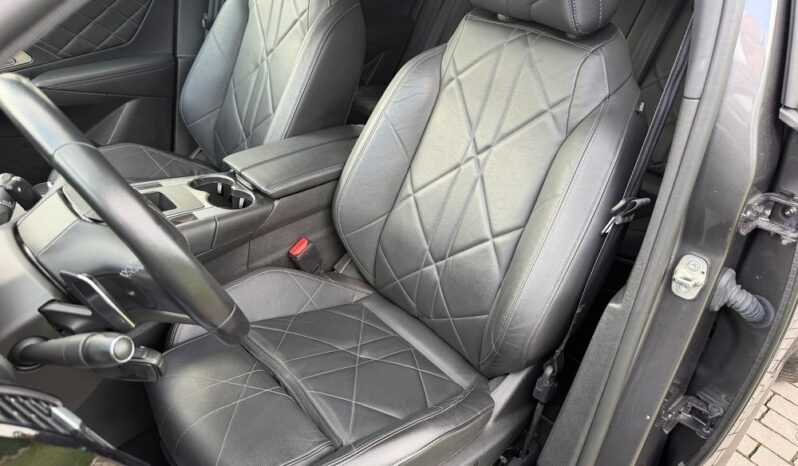 DS Automobiles DS 7 Crossback | FWD (przód) | Automatyczna | 225 KM | Szary full