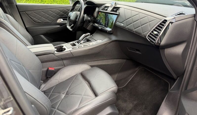 DS Automobiles DS 7 Crossback | FWD (przód) | Automatyczna | 225 KM | Szary full