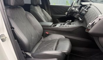 DS Automobiles DS 7 Crossback | 4×4 (doł. automatycznie) | Automatyczna | 300 KM | Biały full