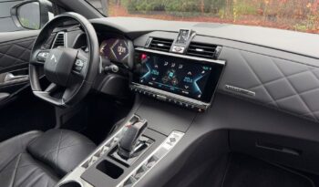 DS Automobiles DS 7 Crossback | 4×4 (doł. automatycznie) | Automatyczna | 300 KM | Biały full