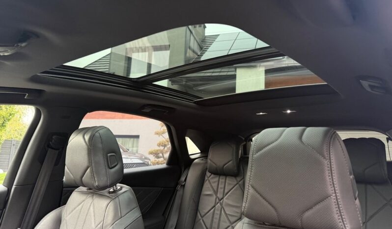 DS Automobiles DS 7 Crossback | 4×4 (doł. automatycznie) | Automatyczna | 300 KM | Biały full