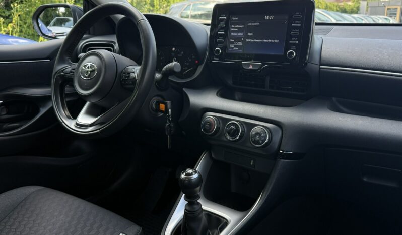 Toyota Yaris | FWD (przód) | Manualna | 125 KM | Czarny full
