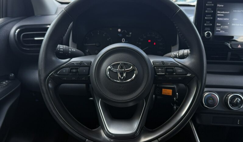 Toyota Yaris | FWD (przód) | Manualna | 125 KM | Czarny full