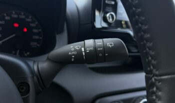 Toyota Yaris | FWD (przód) | Manualna | 125 KM | Czarny full