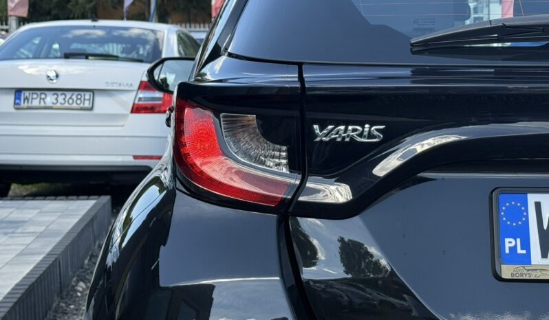 Toyota Yaris | FWD (przód) | Manualna | 125 KM | Czarny full