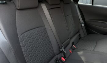 Toyota Corolla | FWD (przód) | Automatyczna | 122 KM | Srebrny full