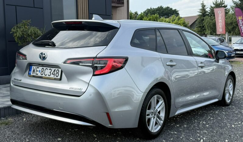 Toyota Corolla | FWD (przód) | Automatyczna | 122 KM | Srebrny full