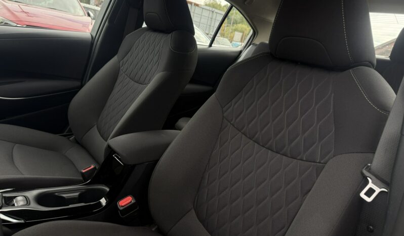 Toyota Corolla | FWD (przód) | Manualna | 125 KM | Szary full