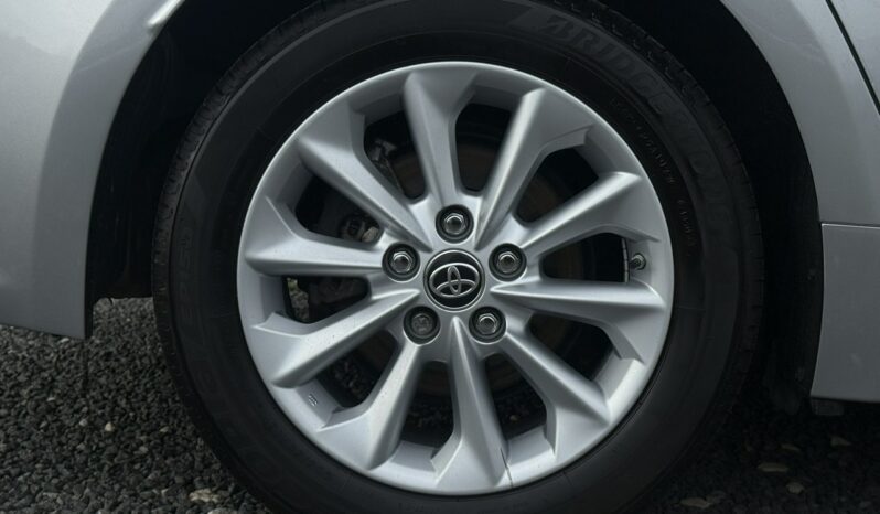 Toyota Corolla | FWD (przód) | Manualna | 125 KM | Szary full
