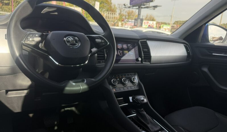 Skoda Kodiaq | FWD (przód) | Automatyczna | 150 KM | Niebieski full