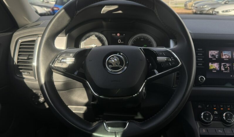 Skoda Kodiaq | FWD (przód) | Automatyczna | 150 KM | Niebieski full