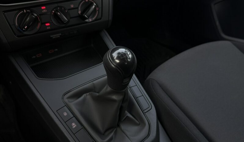 Seat Ibiza | FWD (przód) | Manualna | 80 KM | Granatowy full
