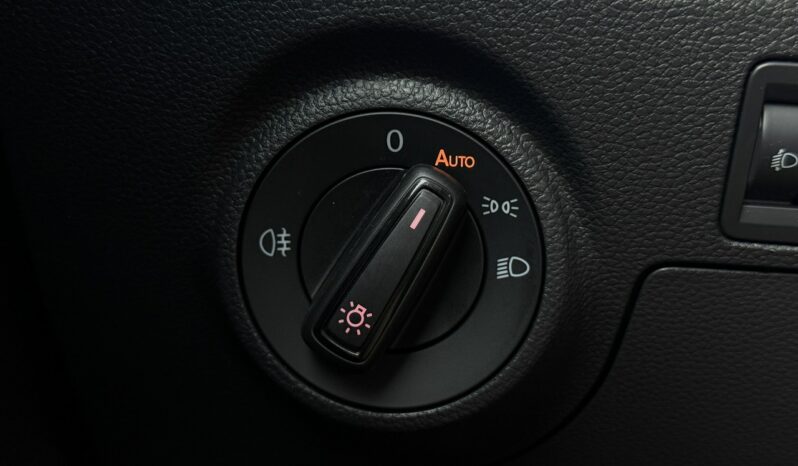 Seat Ibiza | FWD (przód) | Manualna | 80 KM | Granatowy full