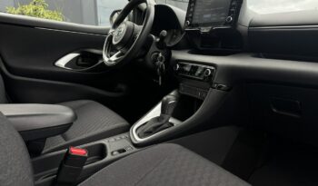 Toyota Yaris | FWD (przód) | Automatyczna | 116 KM | Biały full