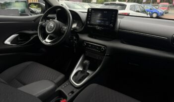 Toyota Yaris | FWD (przód) | Automatyczna | 116 KM | Biały full