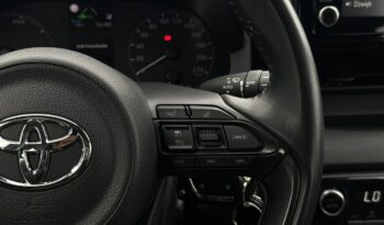 Toyota Yaris | FWD (przód) | Automatyczna | 116 KM | Biały full