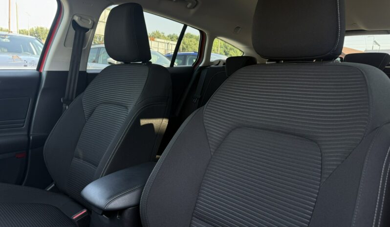 Ford Focus | FWD (przód) | Manualna | 125 KM | Czerwony full