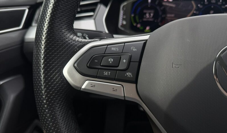 Volkswagen Passat | FWD (przód) | Automatyczna | 218 KM | Czarny full