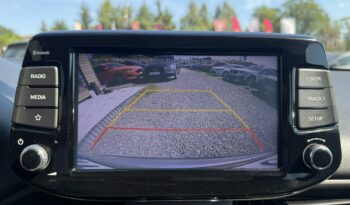 Hyundai i30 | FWD (przód) | Manualna | 120 KM | Srebrny full