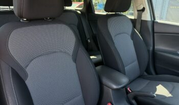 Hyundai i30 | FWD (przód) | Manualna | 120 KM | Srebrny full
