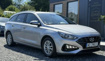 Hyundai i30 | FWD (przód) | Manualna | 120 KM | Srebrny full