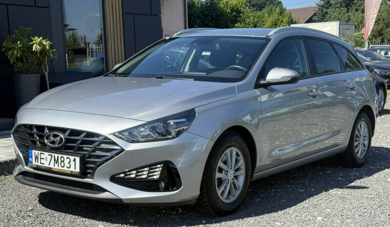 Hyundai i30 | FWD (przód) | Manualna | 120 KM | Srebrny full
