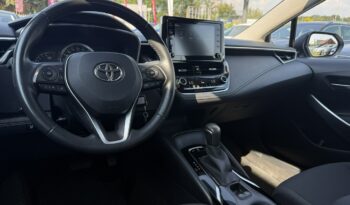 Toyota Corolla | FWD (przód) | Automatyczna | 125 KM | Srebrny full
