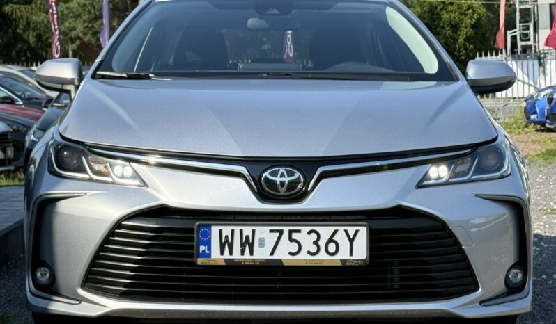 Toyota Corolla | FWD (przód) | Automatyczna | 125 KM | Srebrny full