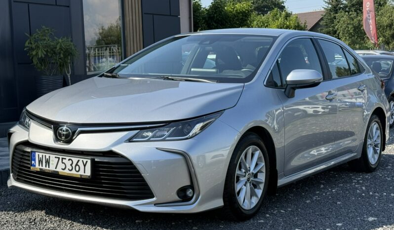 Toyota Corolla | FWD (przód) | Automatyczna | 125 KM | Srebrny full