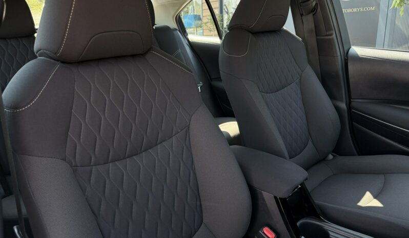 Toyota Corolla | FWD (przód) | Manualna | 132 KM | Czarny full