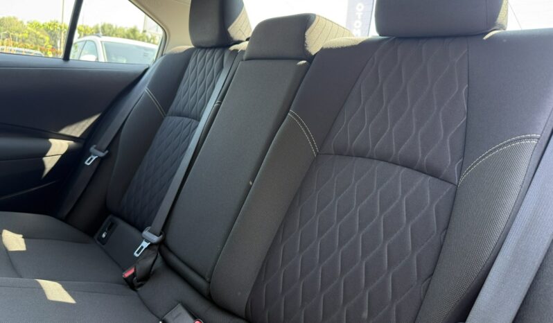 Toyota Corolla | FWD (przód) | Manualna | 132 KM | Czarny full