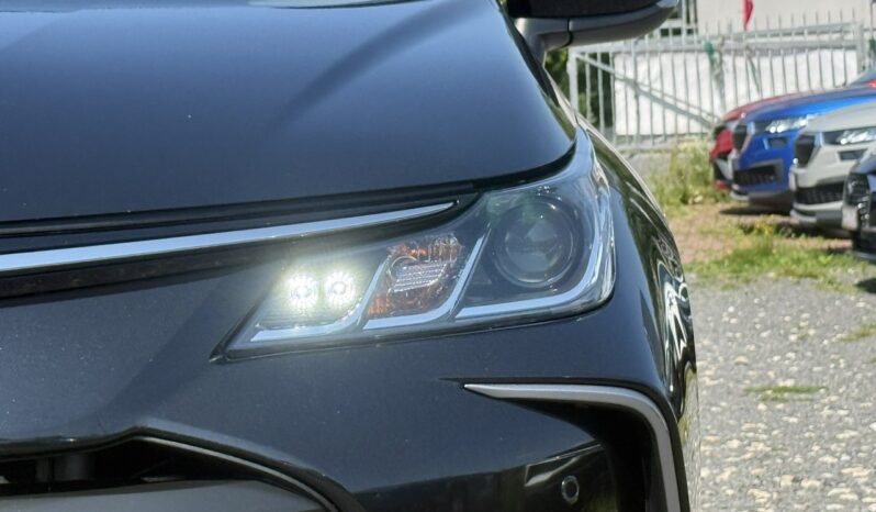 Toyota Corolla | FWD (przód) | Manualna | 132 KM | Czarny full