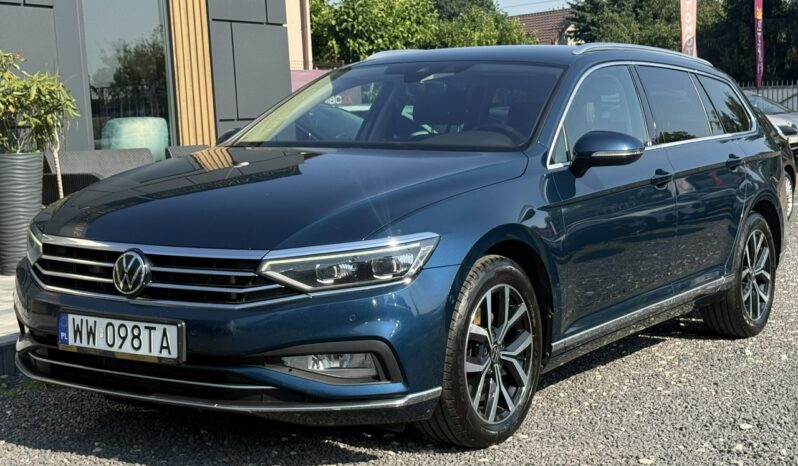 Volkswagen Passat | FWD (przód) | Automatyczna | 200 KM | Granatowy full