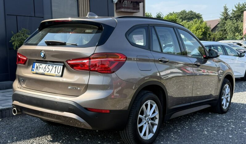 BMW X1 | FWD (przód) | Automatyczna | 140 KM | Brązowy full