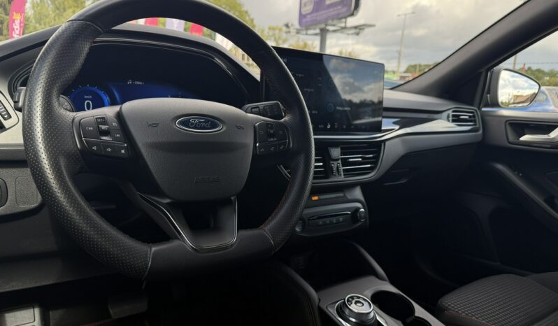 Ford Focus | FWD (przód) | Automatyczna | 115 KM | Czarny full
