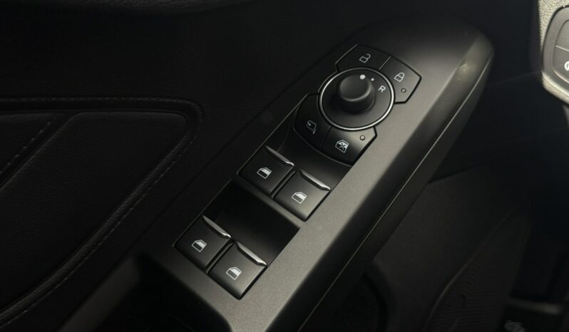 Ford Focus | FWD (przód) | Automatyczna | 115 KM | Czarny full