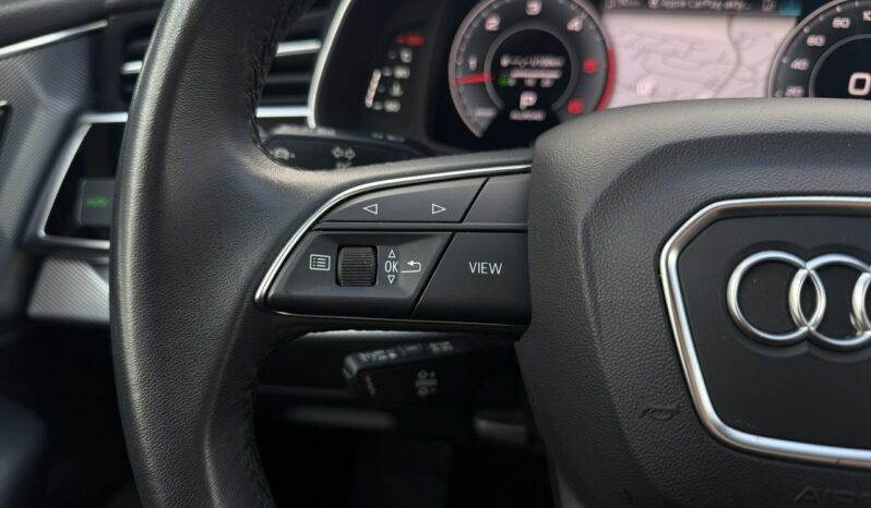 Audi Q8 | 4×4 (stały) | Automatyczna | 231 KM | Czarny full
