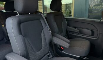 Mercedes-Benz Klasa V | 4×4 (doł. automatycznie) | Automatyczna | 163 KM | Srebrny full