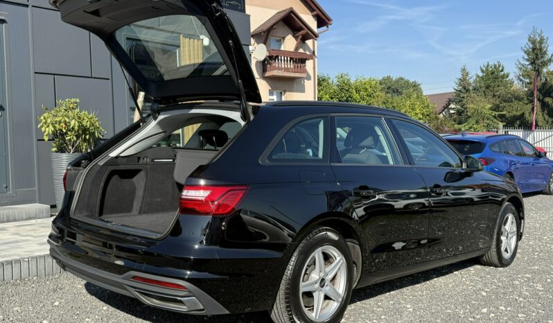 Audi A4 Avant | FWD (przód) | Automatyczna | 136 KM | Czarny full