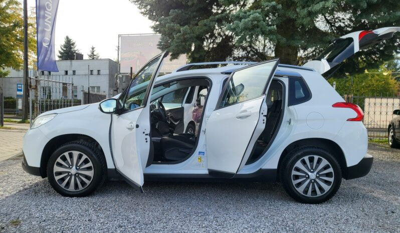 Peugeot 2008 | FWD (przód) | Manualna | 100 KM | Biały full