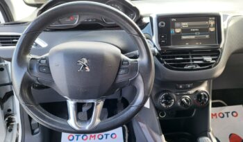Peugeot 2008 | FWD (przód) | Manualna | 100 KM | Biały full