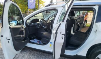 Peugeot 2008 | FWD (przód) | Manualna | 100 KM | Biały full