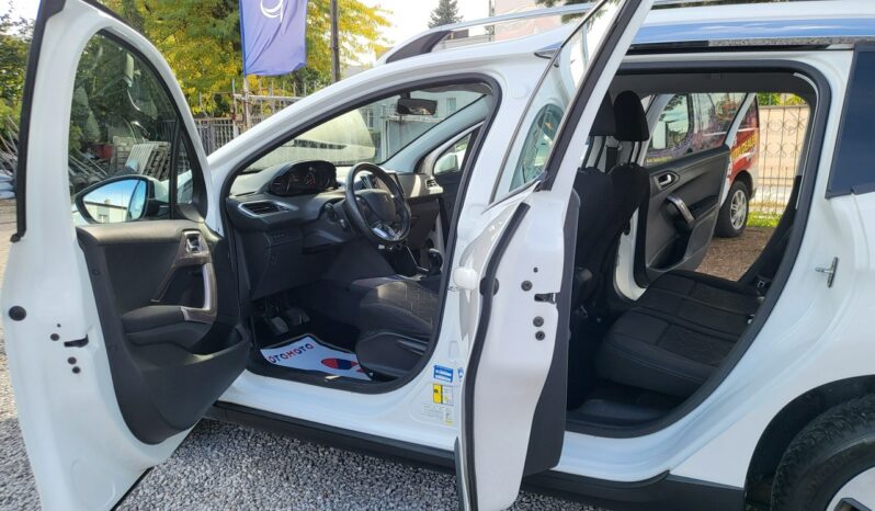 Peugeot 2008 | FWD (przód) | Manualna | 100 KM | Biały full