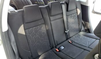 Peugeot 2008 | FWD (przód) | Manualna | 100 KM | Biały full